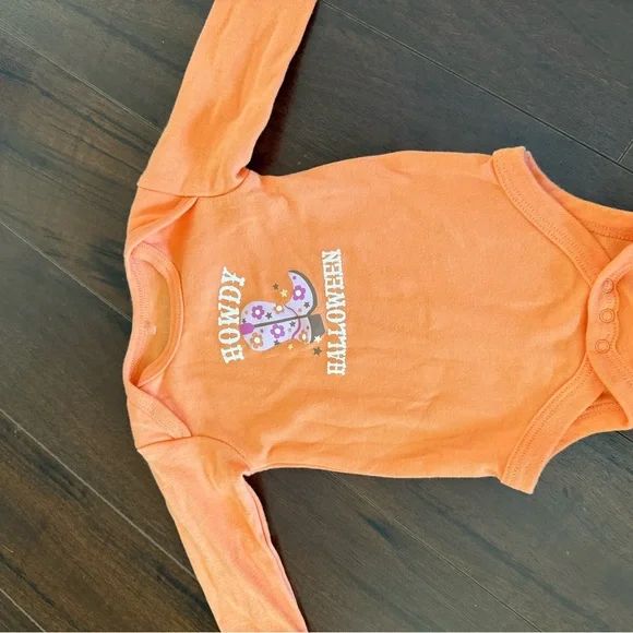 Orange and White Halloween Themed Kids Bundle 3-6 Months - Picture 3 of 12